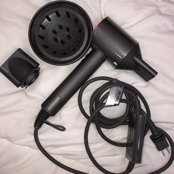 Dyson Supersonic Hair Dryer - Picture 2 of 5